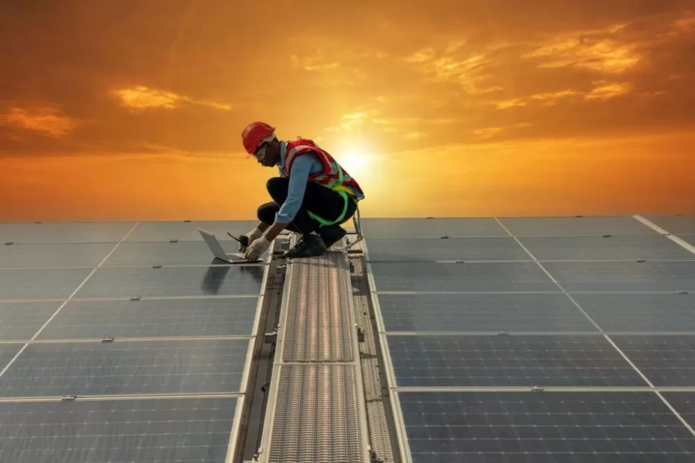Invertorul – informatiile esentiale despre invertoarele fotovoltaice